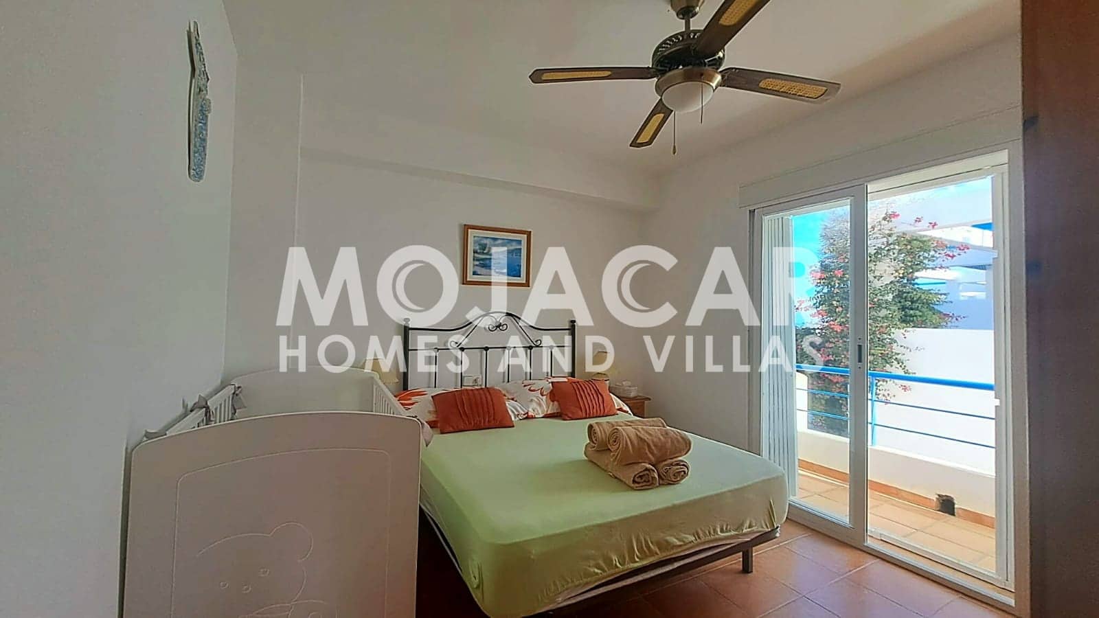 4 slaapkamer Villa voor vakantieverhuur in Mojacar met zwembad garage - € 980 (Ref: 9383188)