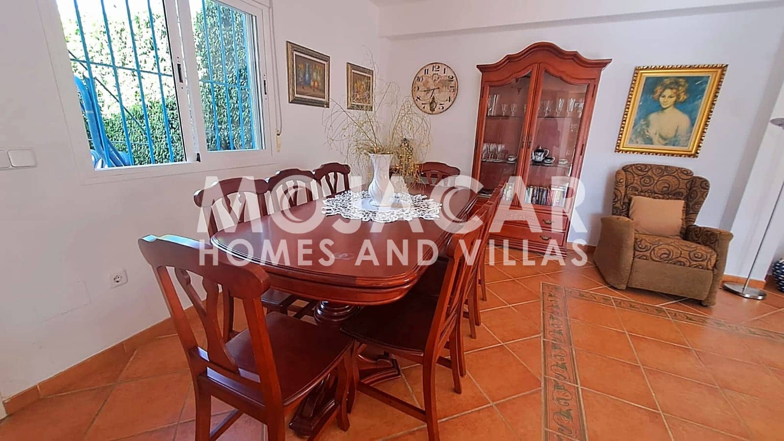 4 slaapkamer Villa voor vakantieverhuur in Mojacar met zwembad garage - € 980 (Ref: 9383188)