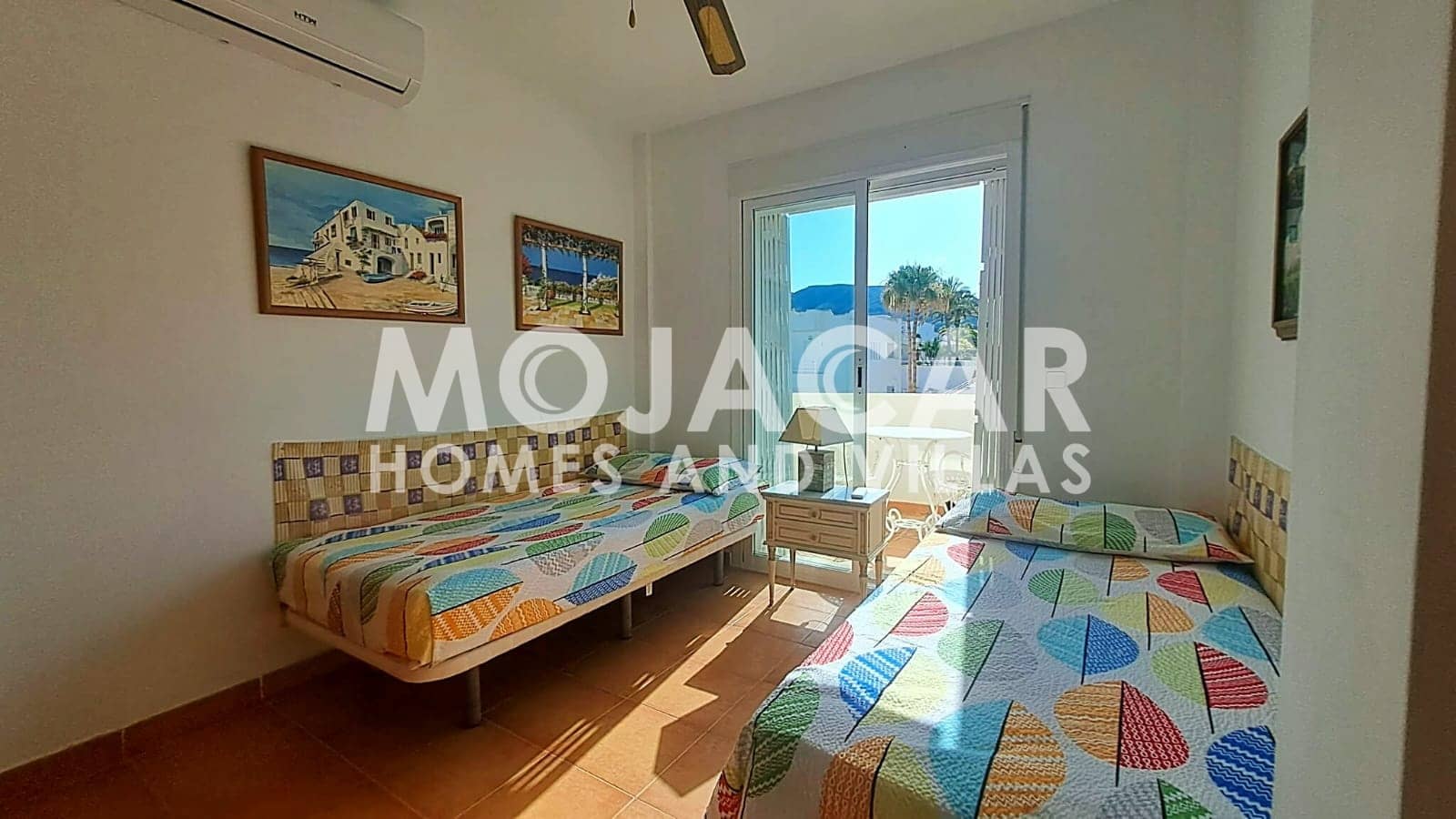 4 slaapkamer Villa voor vakantieverhuur in Mojacar met zwembad garage - € 980 (Ref: 9383188)