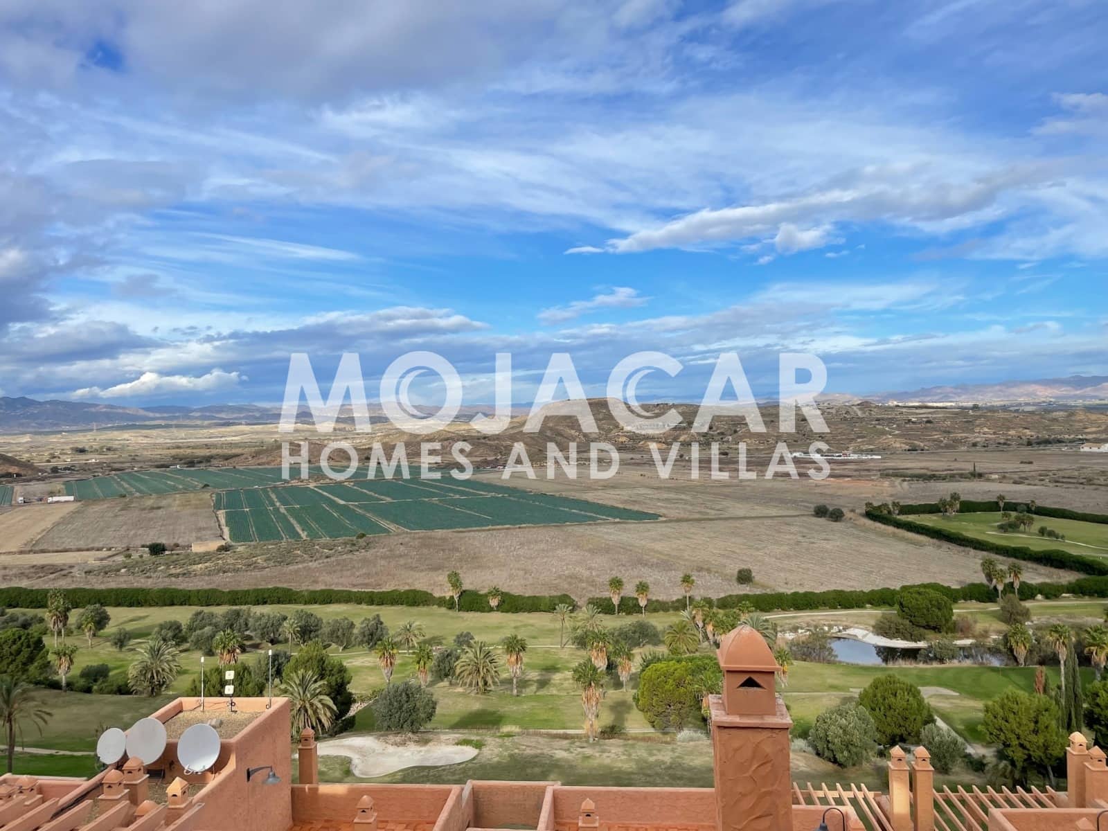 Appartement de 2 chambres de location de vacances à Mojacar avec piscine garage - 480 € (Ref: 9383190)