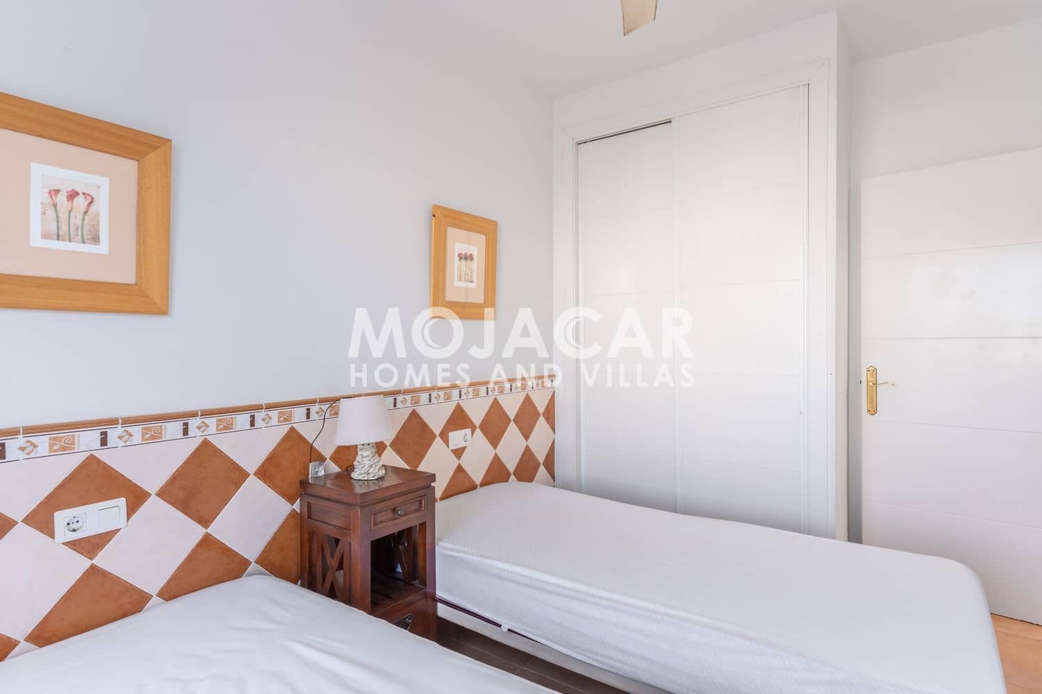 3 bedroom Semi-detached Villa for sale in Mojacar with pool garage - € 350,000 (Ref: 9499544)