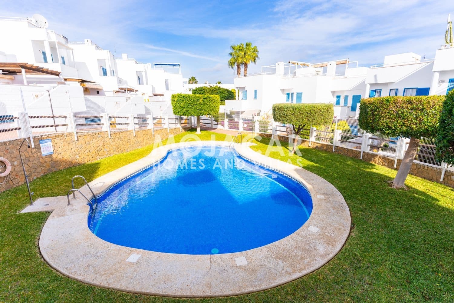 3 bedroom Semi-detached Villa for sale in Mojacar with pool garage - € 350,000 (Ref: 9499544)