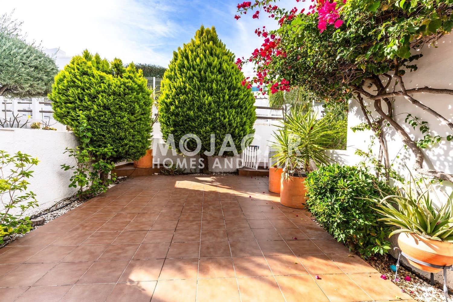 3 bedroom Semi-detached Villa for sale in Mojacar with pool garage - € 350,000 (Ref: 9499544)