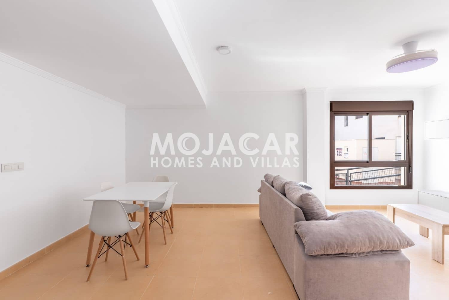 Apartamento de 2 habitaciones en Turre en venta con piscina garaje - 108.000 € (Ref: 9499547)