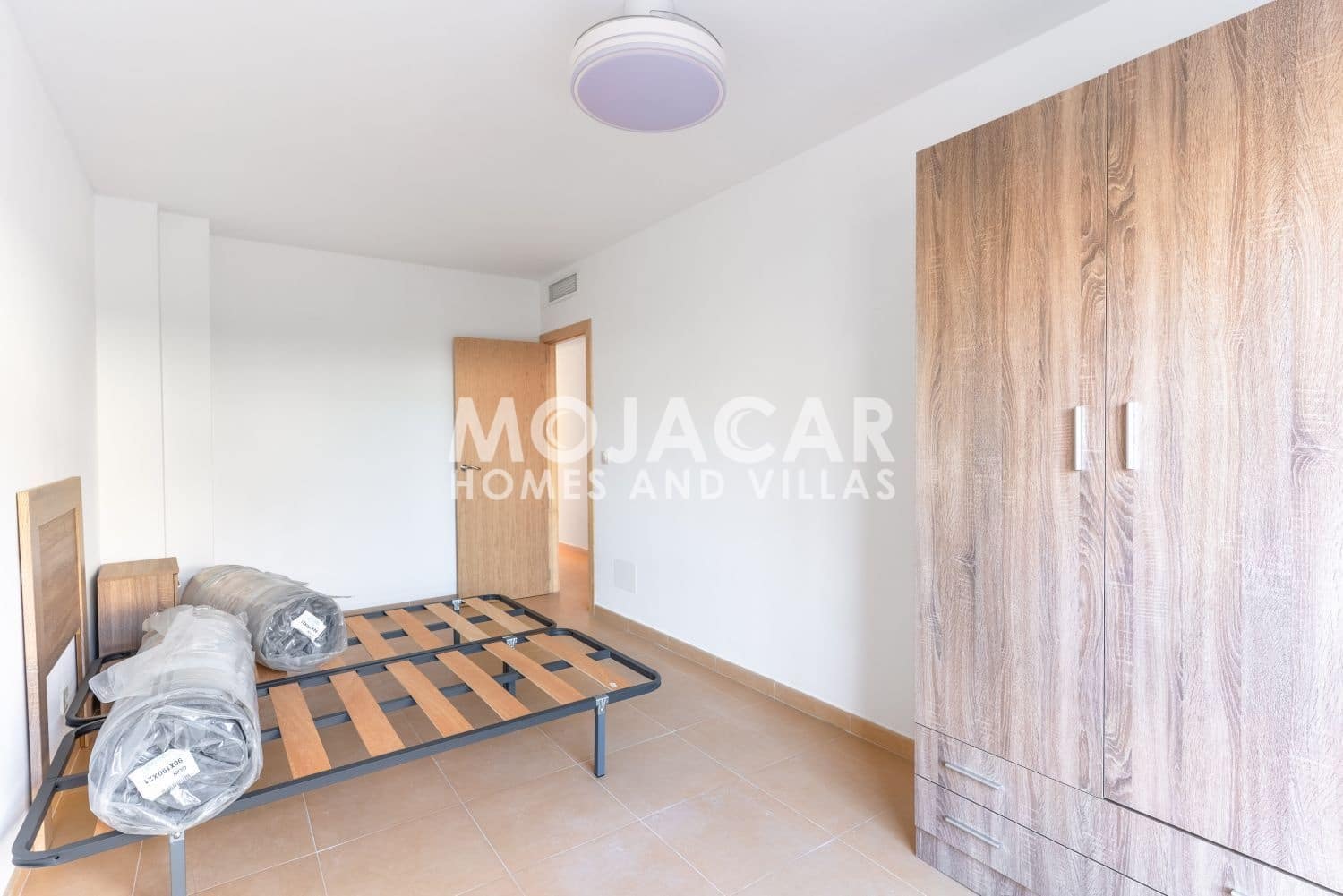 Apartamento de 2 habitaciones en Turre en venta con piscina garaje - 108.000 € (Ref: 9499547)