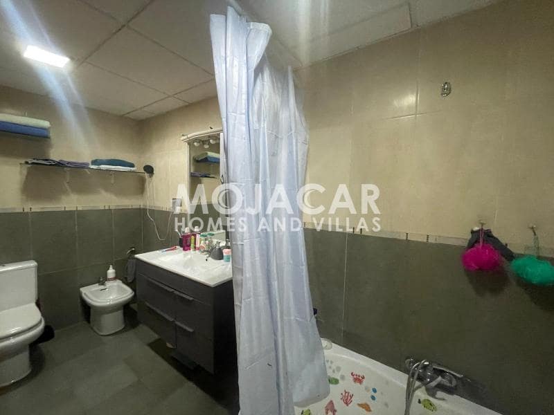 4 camera da letto Appartamento in vendita in Turre con garage - 130.000 € (Rif: 9529113)