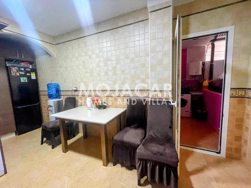 4 camera da letto Appartamento in vendita in Turre con garage - 130.000 € (Rif: 9529113)
