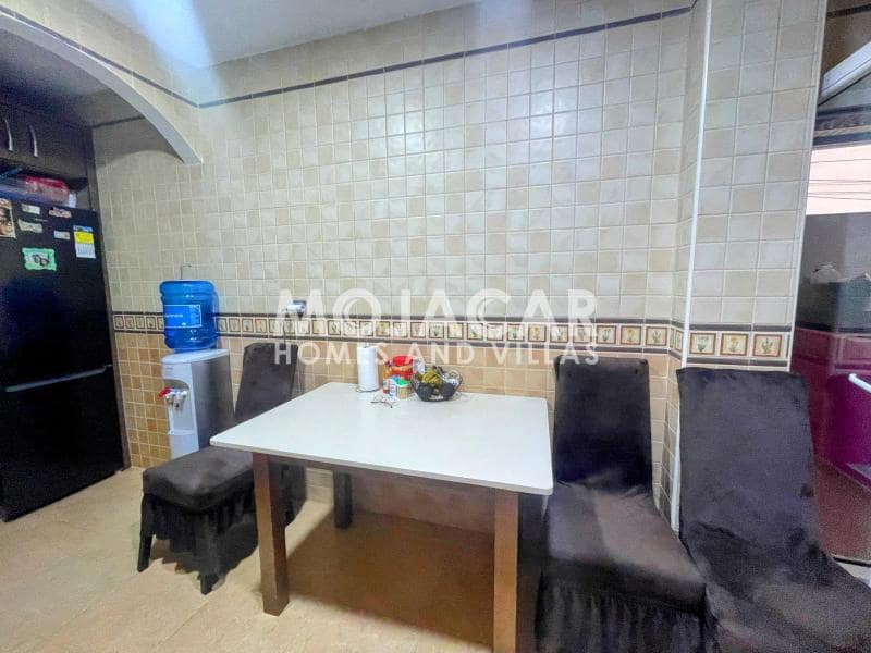 4 camera da letto Appartamento in vendita in Turre con garage - 130.000 € (Rif: 9529113)