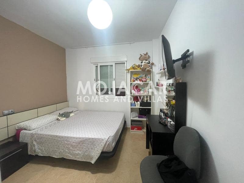 4 camera da letto Appartamento in vendita in Turre con garage - 130.000 € (Rif: 9529113)
