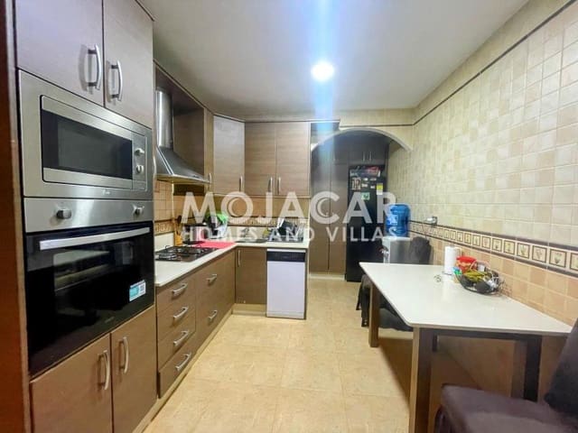 4 slaapkamer Appartement te koop in Turre met garage - € 145.000 (Ref: 9529113)