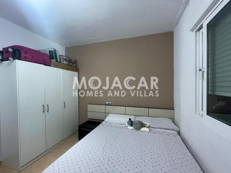 4 camera da letto Appartamento in vendita in Turre con garage - 130.000 € (Rif: 9529113)