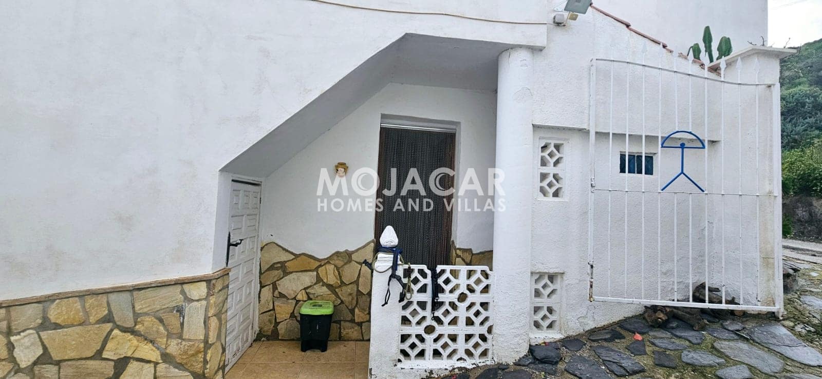 4 bedroom Villa for sale in Sopalmo with pool garage - € 349,950 (Ref: 9592137)