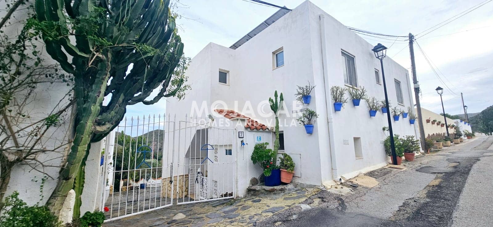 4 bedroom Villa for sale in Sopalmo with pool garage - € 349,950 (Ref: 9592137)