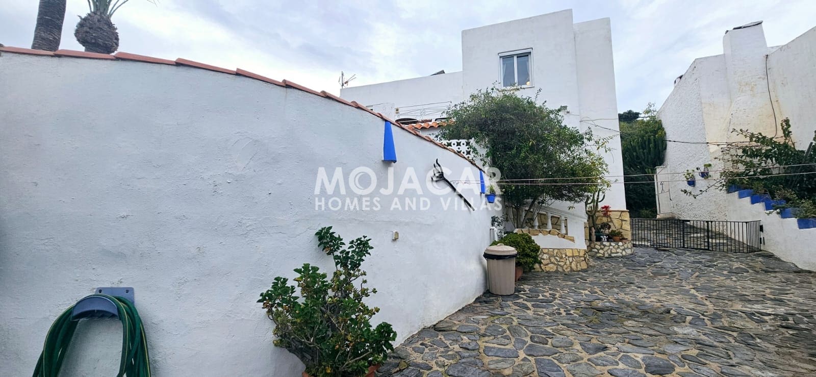 4 bedroom Villa for sale in Sopalmo with pool garage - € 349,950 (Ref: 9592137)