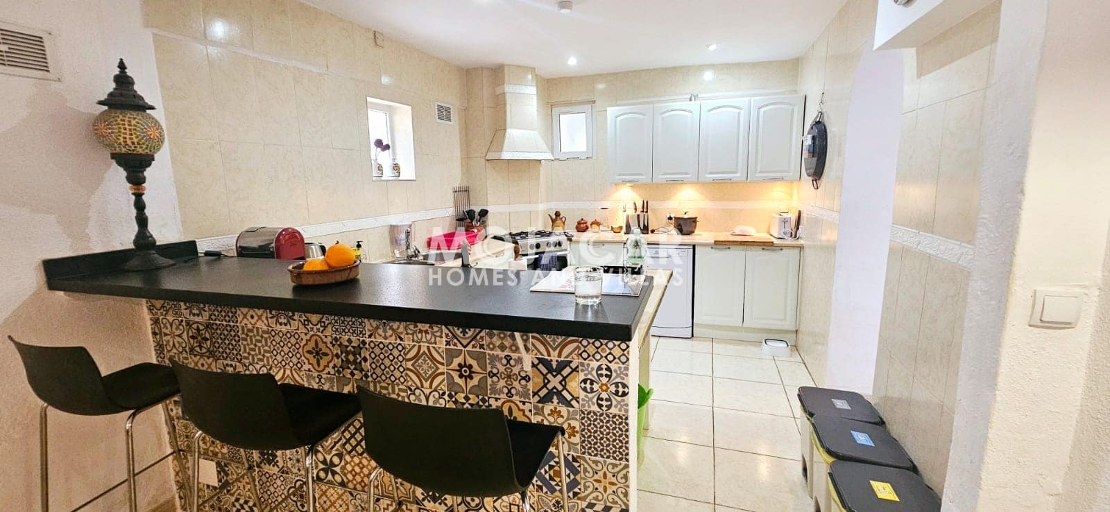 4 bedroom Villa for sale in Sopalmo with pool garage - € 349,950 (Ref: 9592137)