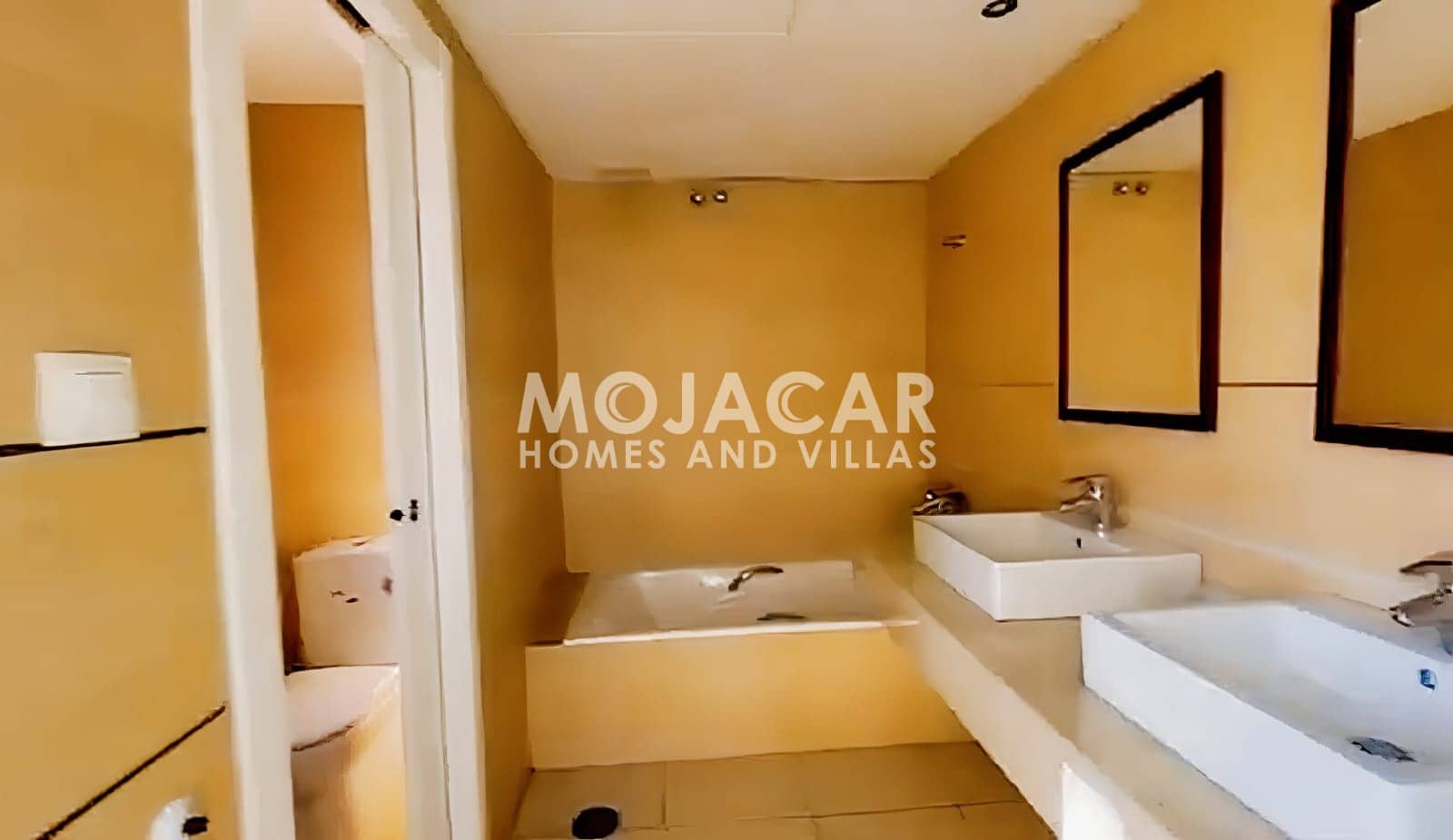 Casa de 4 habitaciones en Mojácar en venta con piscina garaje - 395.000 € (Ref: 9606296)