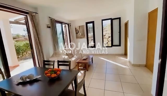 Casa de 4 habitaciones en Mojácar en venta con piscina garaje - 395.000 € (Ref: 9606296)