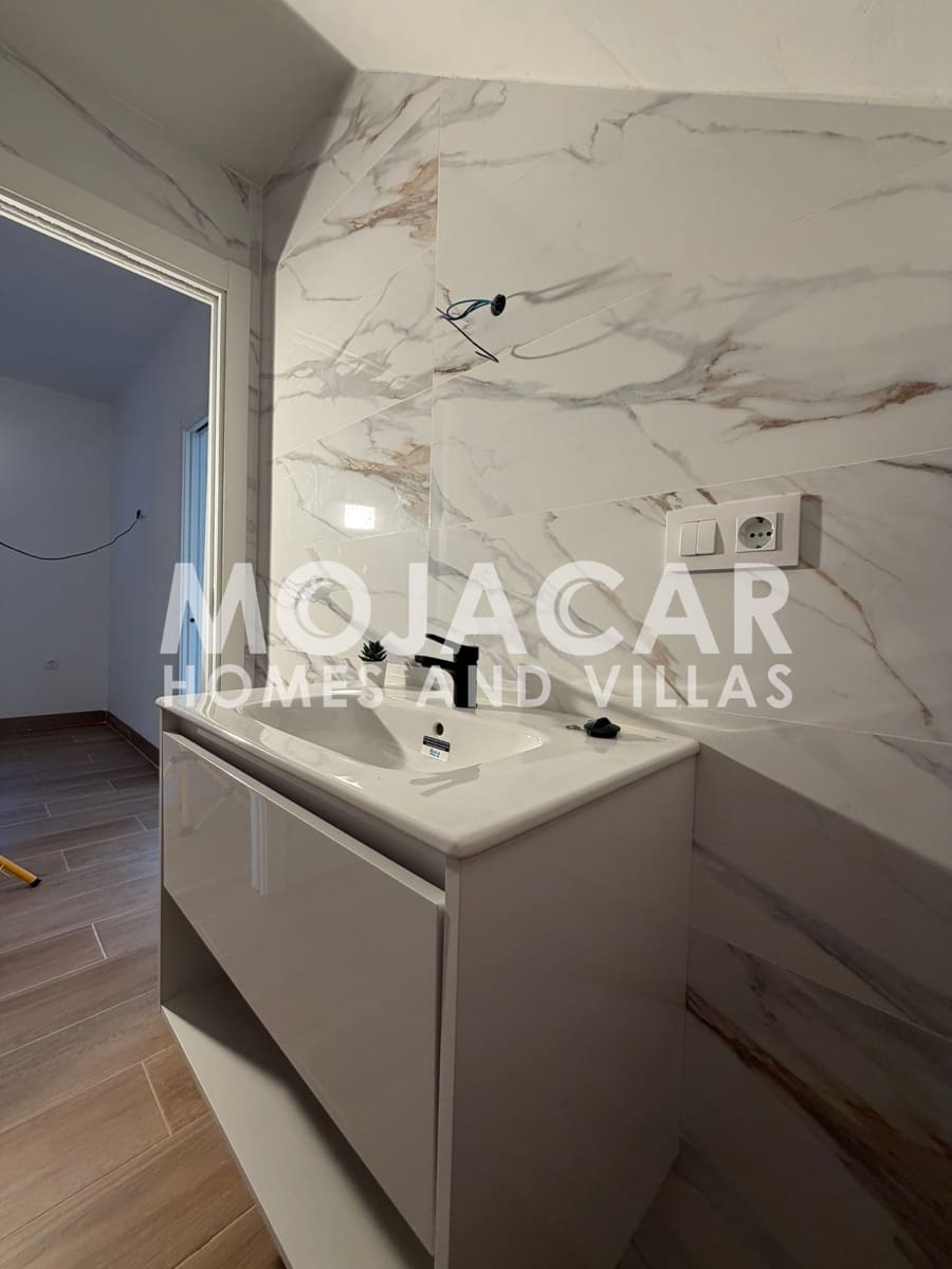 2 bedroom Apartment for sale in Mojacar with pool garage - € 199,950 (Ref: 9606299)