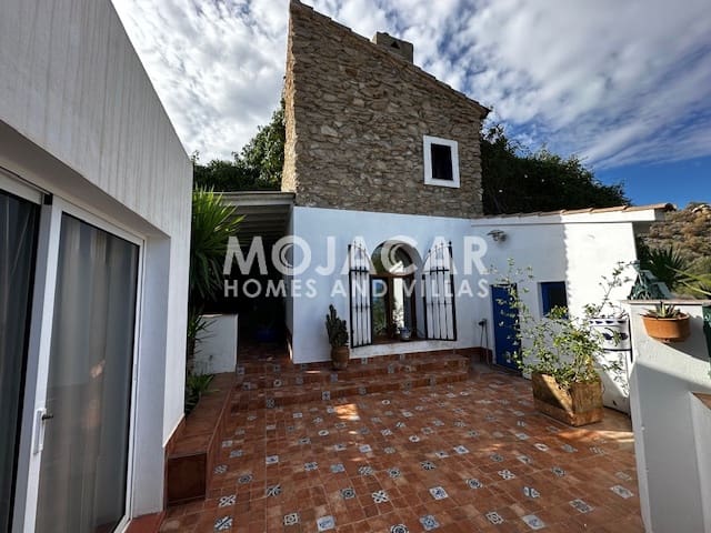 3 soverom Finca/Herregård til salgs i Sorbas med garasje - € 155 000 (Ref: 9606385)