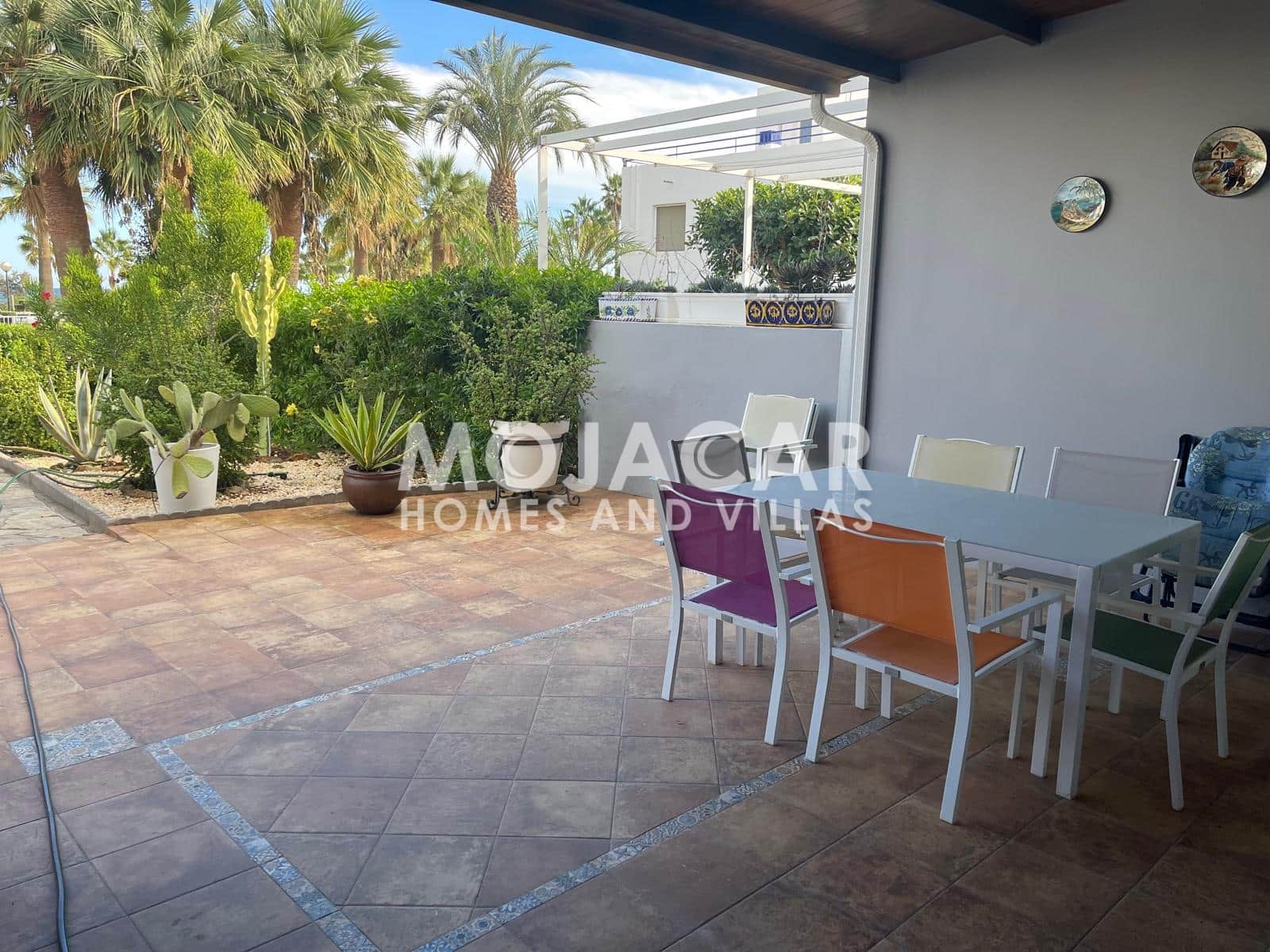 3 soverom Rekkehus til salgs i Vera med svømmebasseng garasje - € 580 000 (Ref: 9606406)