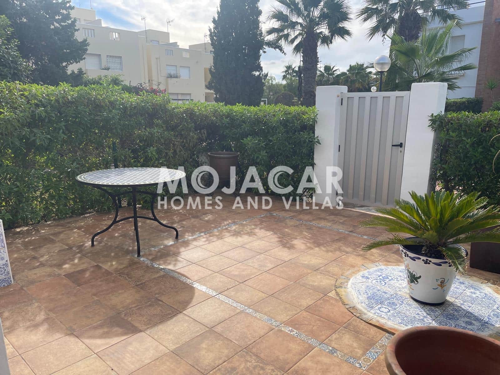 3 soverom Rekkehus til salgs i Vera med svømmebasseng garasje - € 580 000 (Ref: 9606406)