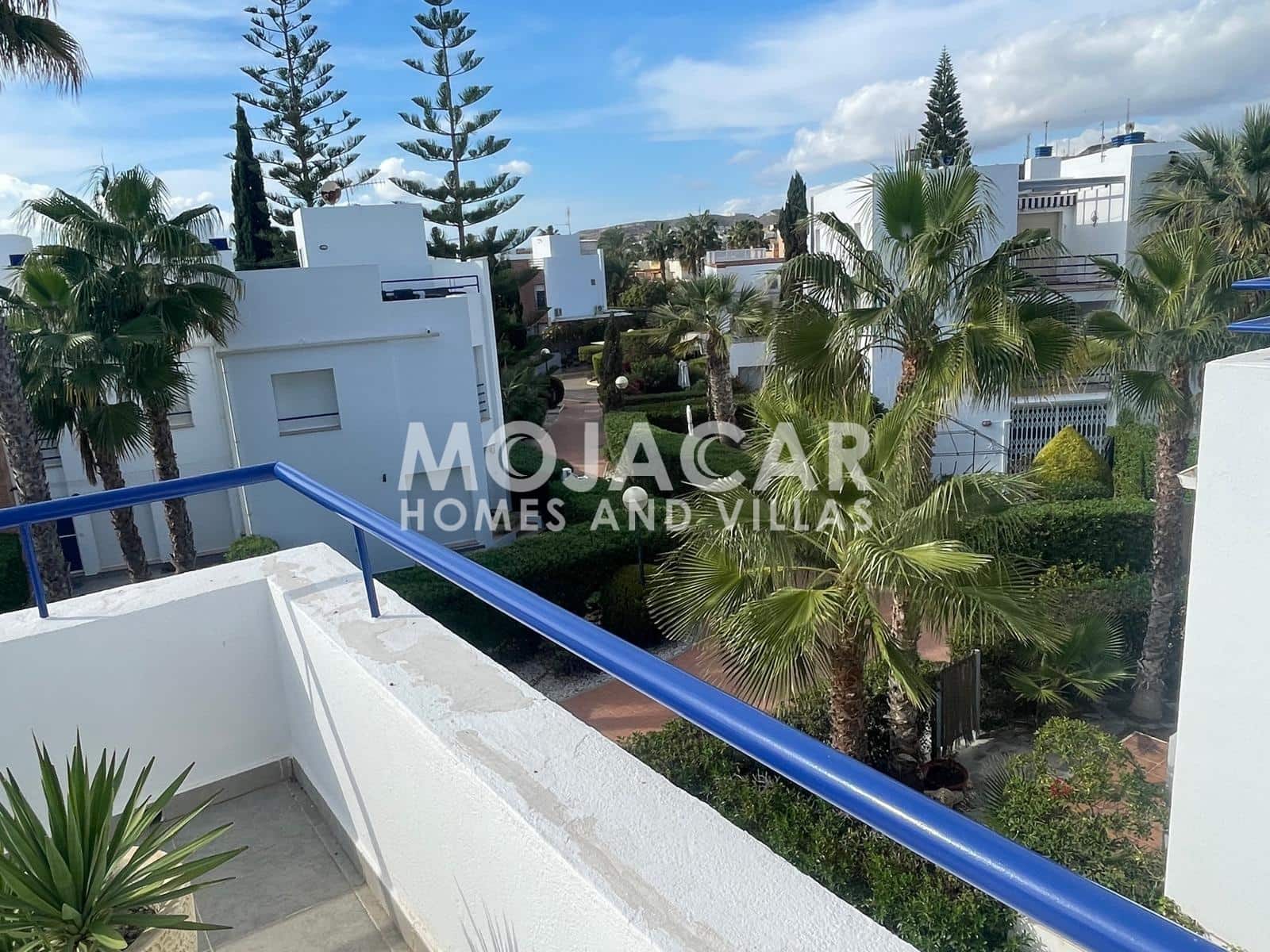 3 soverom Rekkehus til salgs i Vera med svømmebasseng garasje - € 580 000 (Ref: 9606406)