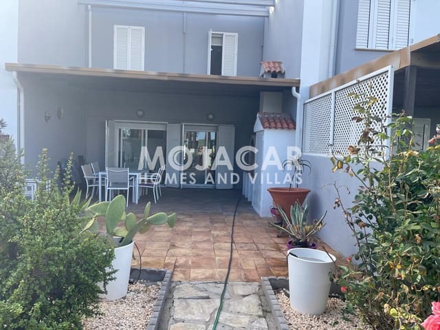 3 slaapkamer Rijtjeshuis te koop in El Playazo, Vera met zwembad garage - € 580.000 (Ref: 9606406)