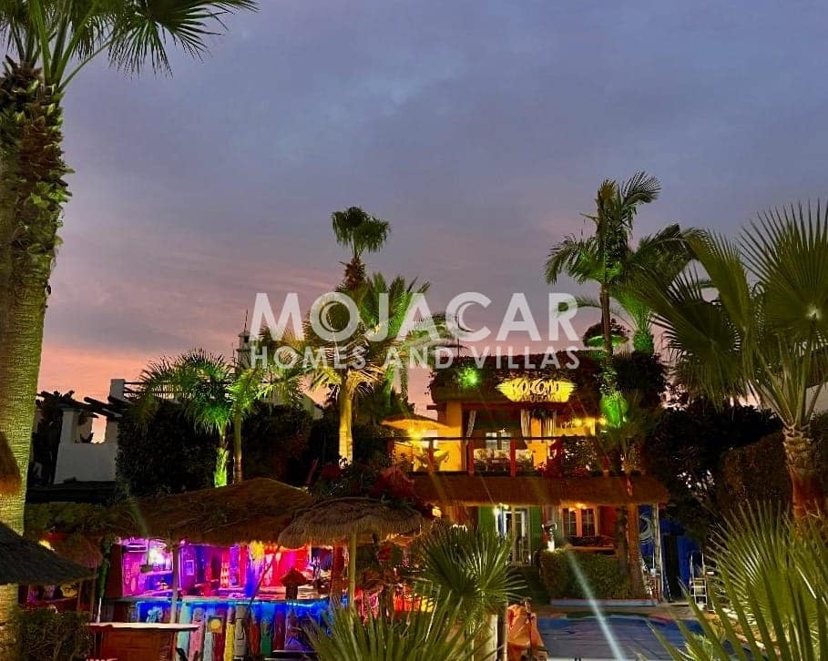 3 slaapkamer Villa te koop in Vera met zwembad garage - € 1.095.000 (Ref: 9606493)