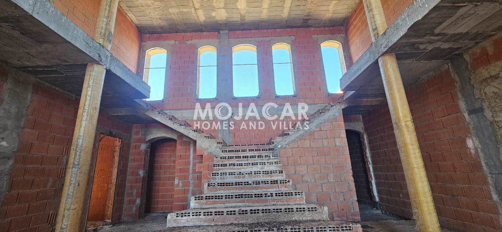 8 makuuhuone Maalaistalo myytävänä paikassa Antas mukana uima-altaan 
autotalli - 299 999 € (Ref: 9626194)