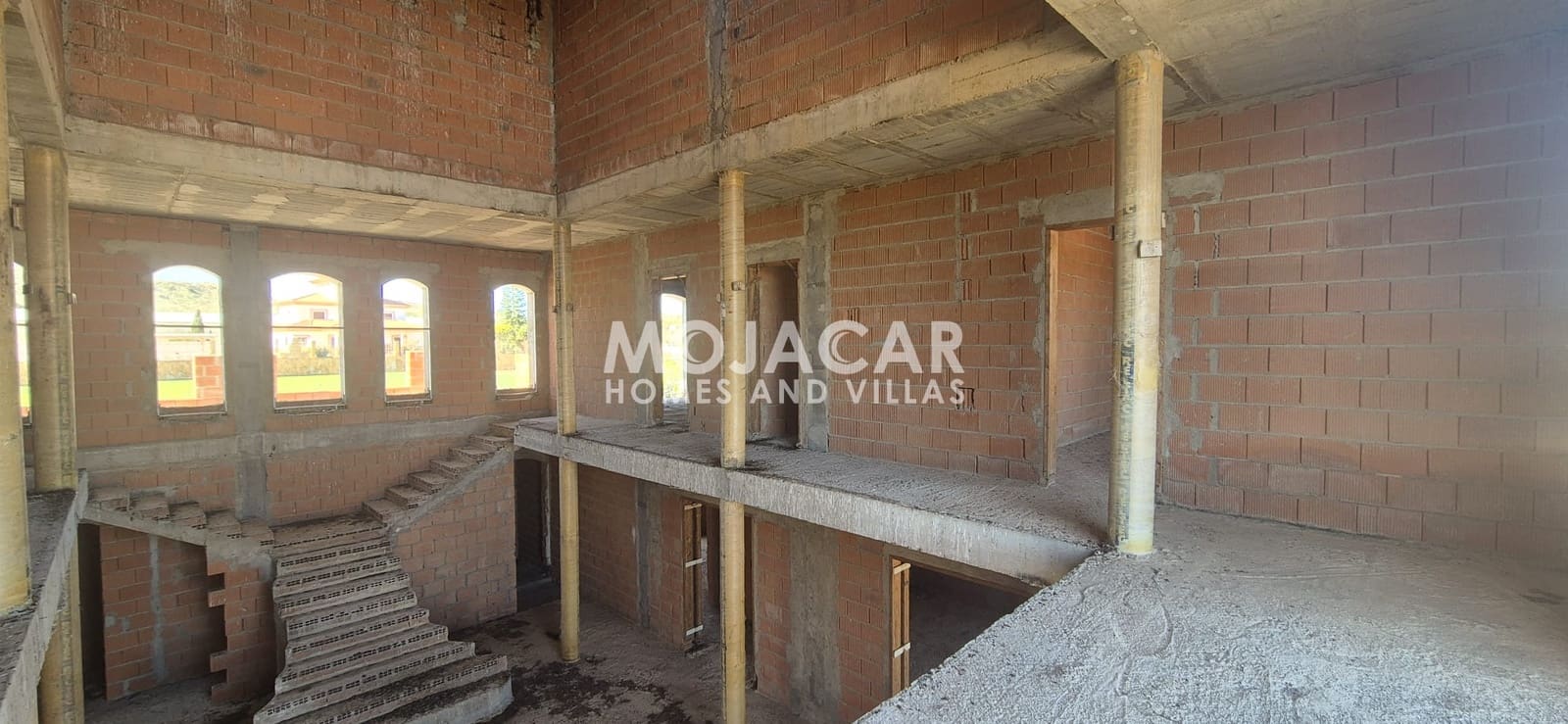 8 makuuhuone Maalaistalo myytävänä paikassa Antas mukana uima-altaan 
autotalli - 299 999 € (Ref: 9626194)