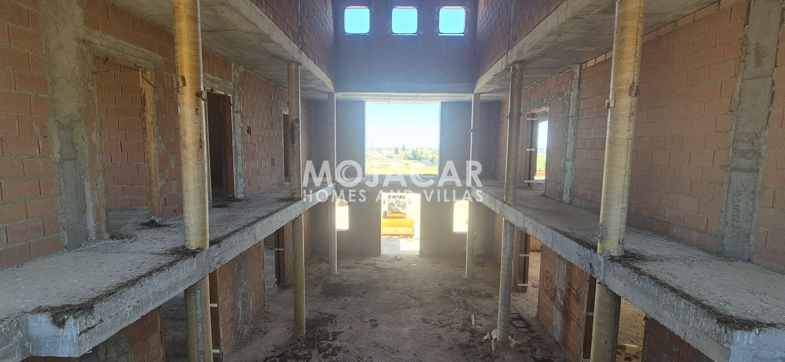 8 makuuhuone Maalaistalo myytävänä paikassa Antas mukana uima-altaan 
autotalli - 299 999 € (Ref: 9626194)