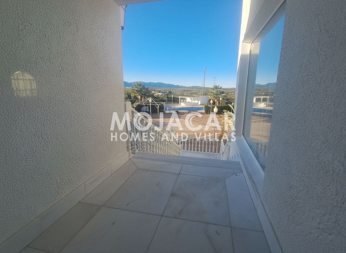 Hotel de 25 habitaciones en Vera en venta con piscina garaje - 5.500.500 € (Ref: 9656937)