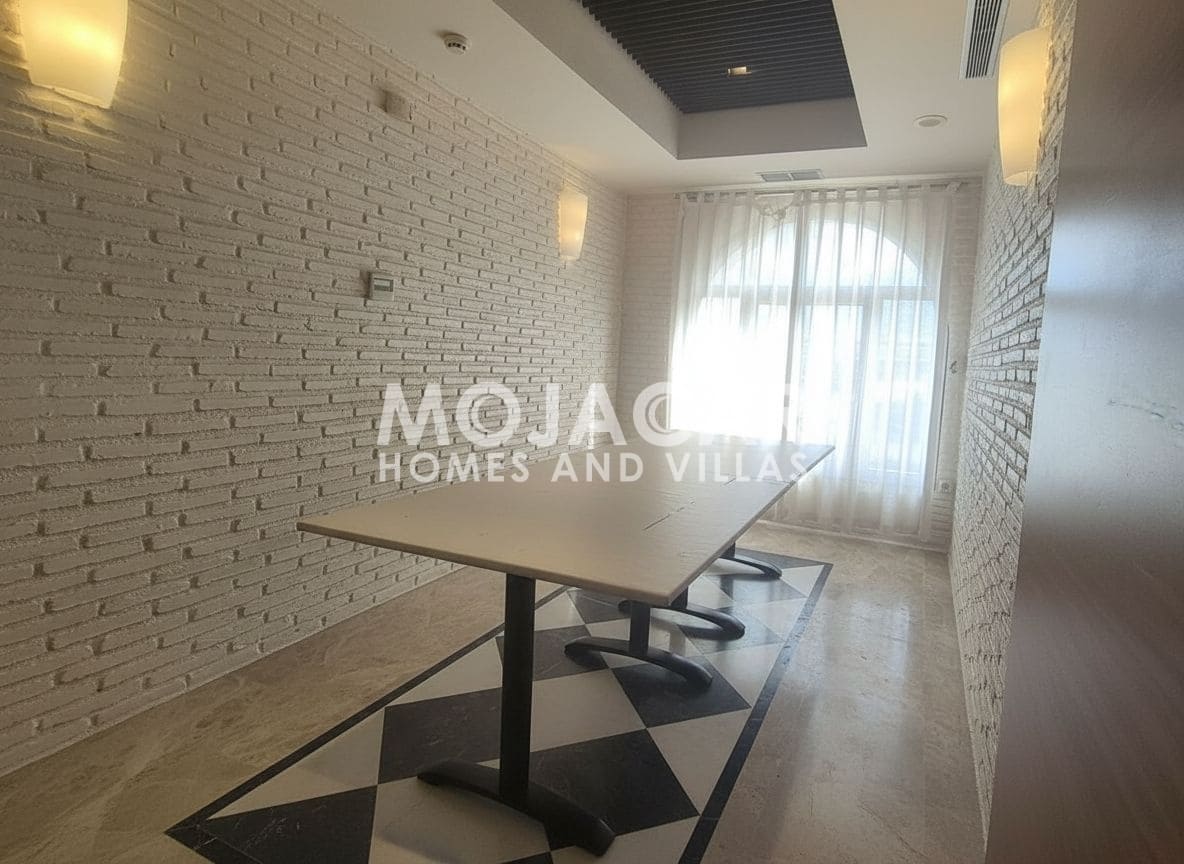 Hotel de 25 habitaciones en Vera en venta con piscina garaje - 5.500.500 € (Ref: 9656937)