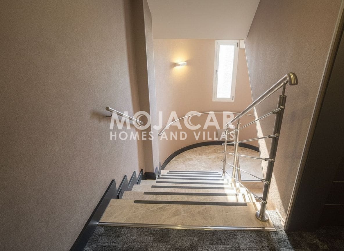 Hotel de 25 habitaciones en Vera en venta con piscina garaje - 5.500.500 € (Ref: 9656937)