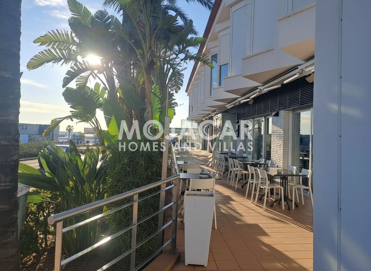 Hotel de 25 habitaciones en Vera en venta con piscina garaje - 5.500.500 € (Ref: 9656937)