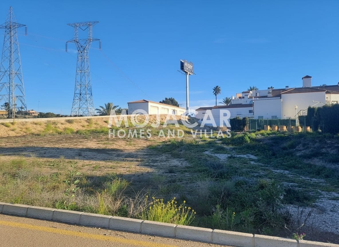 Hotel de 25 habitaciones en Vera en venta con piscina garaje - 5.500.500 € (Ref: 9656937)