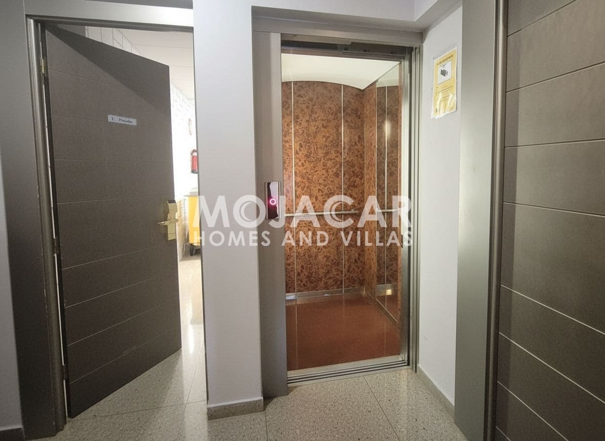 Hotel de 25 habitaciones en Vera en venta con piscina garaje - 5.500.500 € (Ref: 9656937)