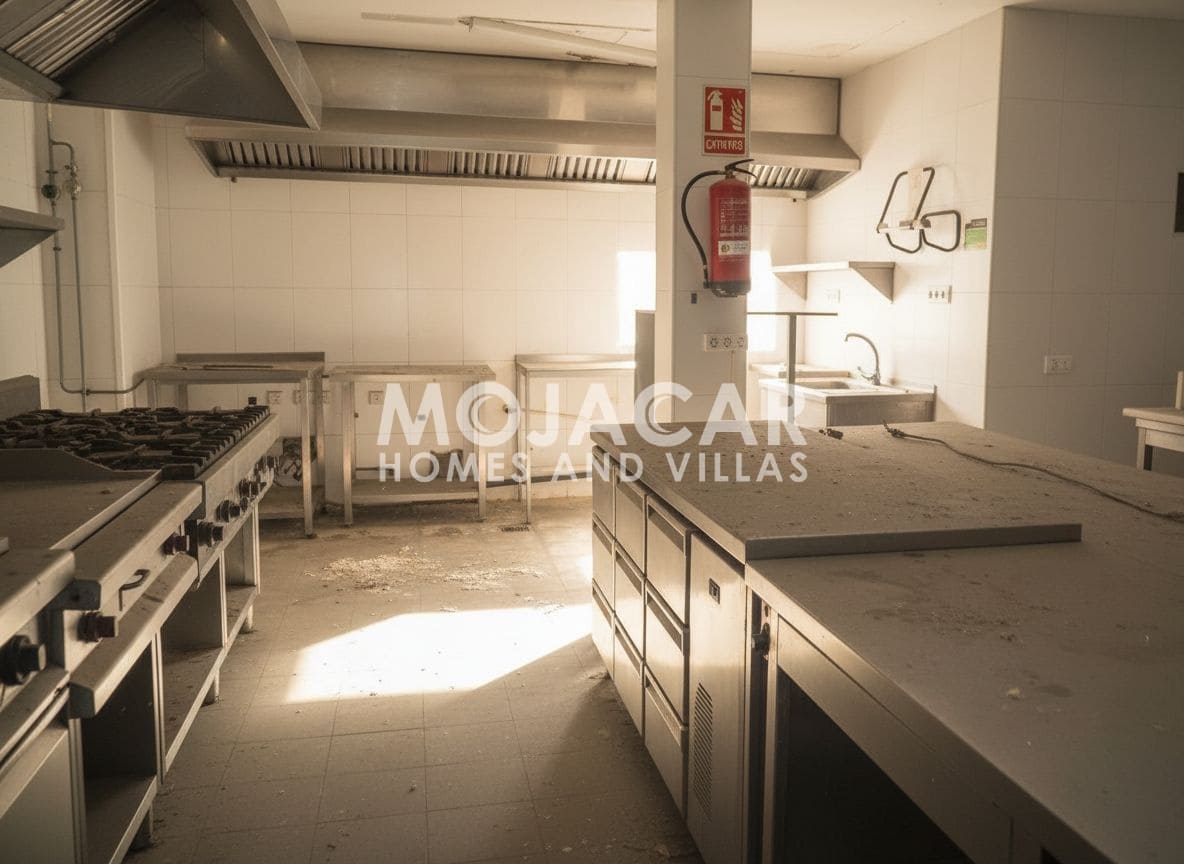 Restaurant/Bar à vendre à Mojacar avec garage - 2 000 000 € (Ref: 9656939)