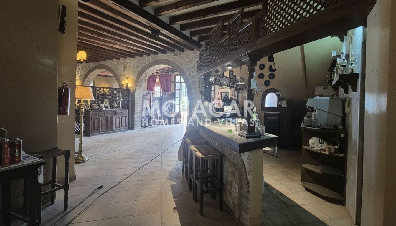 9 sypialnia Komercyjne na sprzedaż w Mojacar z garażem - 1 300 000 € (Ref: 9669699)