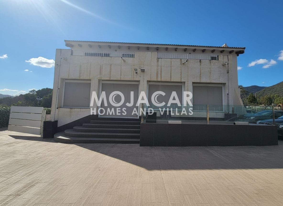 12 soveværelse Erhverv til salg i Mojacar med garage - € 1.300.000 (Ref: 9669701)