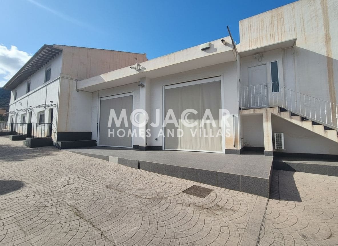 12 soveværelse Erhverv til salg i Mojacar med garage - € 1.300.000 (Ref: 9669701)