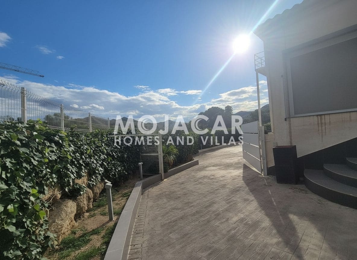 12 soveværelse Erhverv til salg i Mojacar med garage - € 1.300.000 (Ref: 9669701)