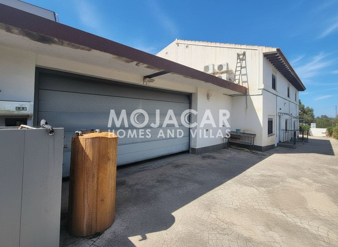 12 soveværelse Erhverv til salg i Mojacar med garage - € 1.300.000 (Ref: 9669701)