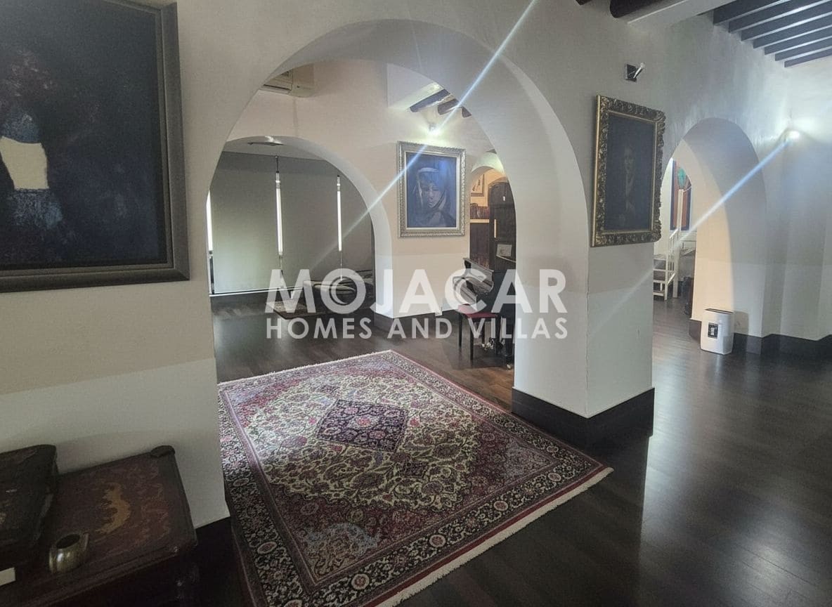 12 soveværelse Erhverv til salg i Mojacar med garage - € 1.300.000 (Ref: 9669701)