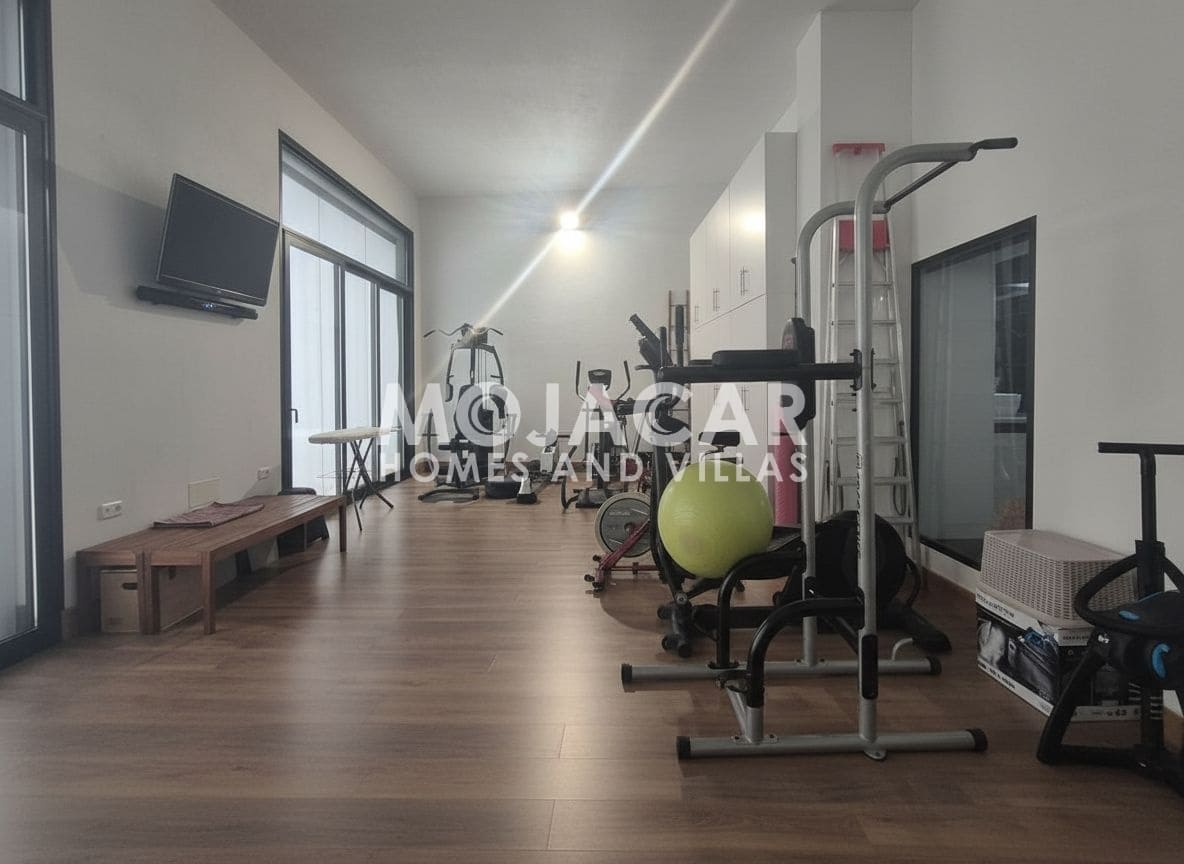 12 soveværelse Erhverv til salg i Mojacar med garage - € 1.300.000 (Ref: 9669701)