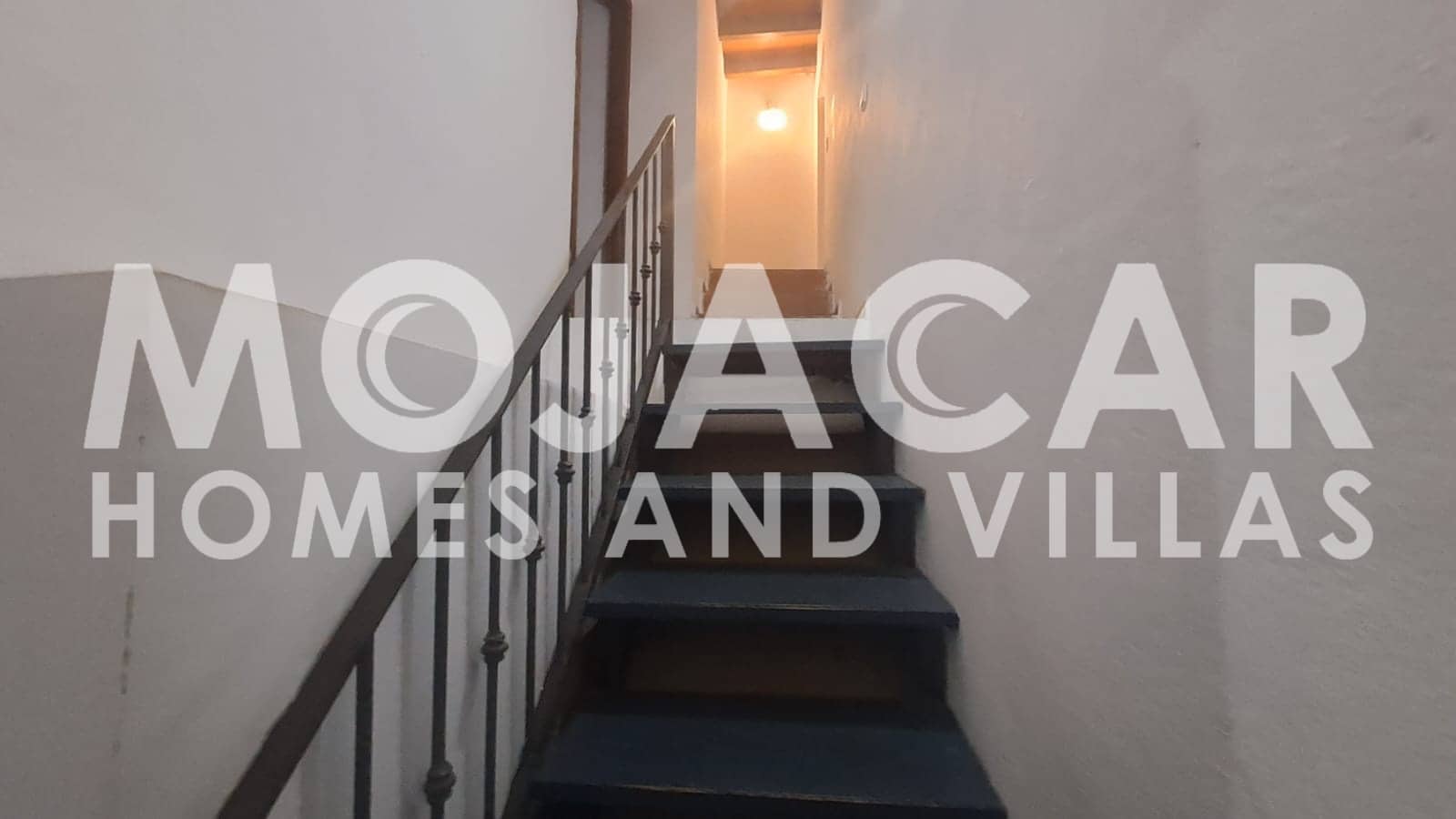 12 soveværelse Erhverv til salg i Mojacar med garage - € 1.300.000 (Ref: 9669701)