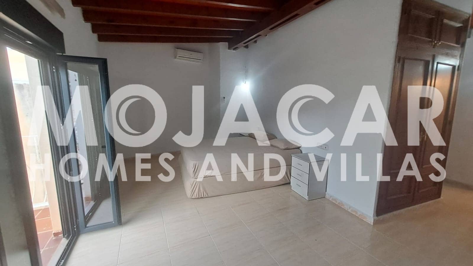 12 soveværelse Erhverv til salg i Mojacar med garage - € 1.300.000 (Ref: 9669701)