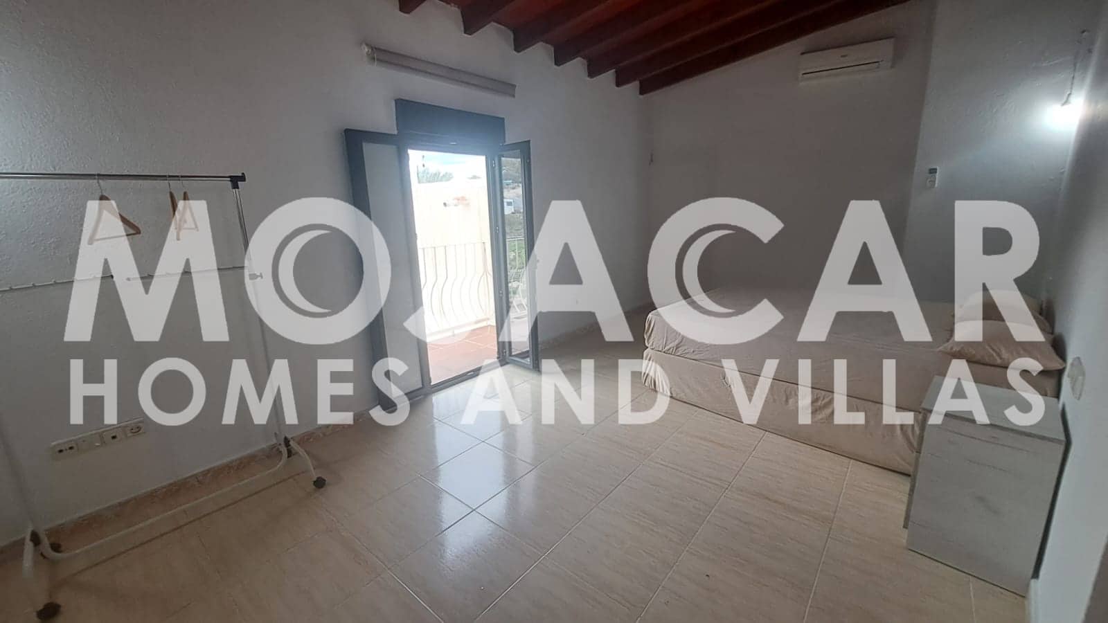 12 soveværelse Erhverv til salg i Mojacar med garage - € 1.300.000 (Ref: 9669701)