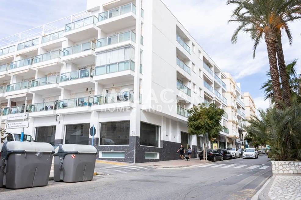 3 bedroom Apartment for sale in Garrucha with garage - € 289,000 (Ref: 9747101)