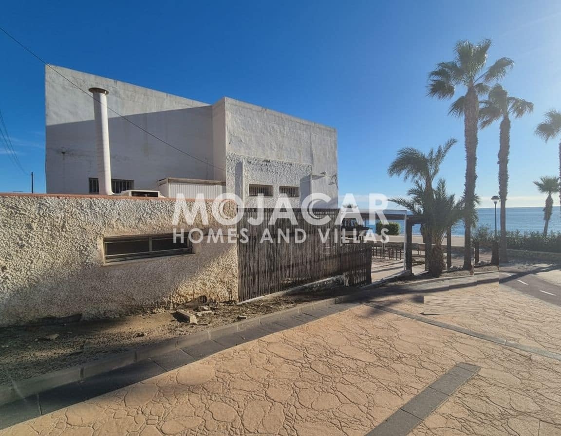 Erhverv til salg i Mojacar med garage - € 1.999.000 (Ref: 9946564)